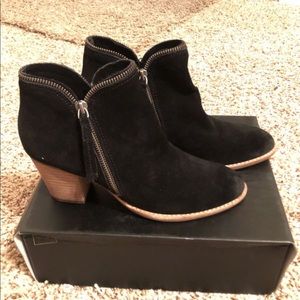 Dolce vita black suede boots booties size 7 7.5